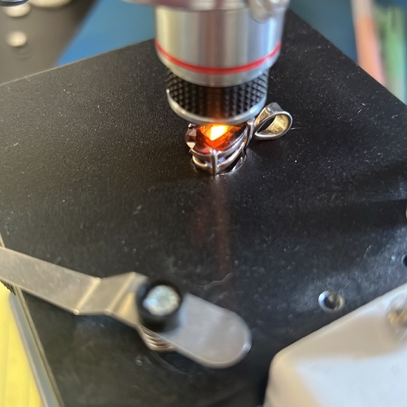 Sterling silver and Garnet pear shaped pendant - Picture 6 of 9